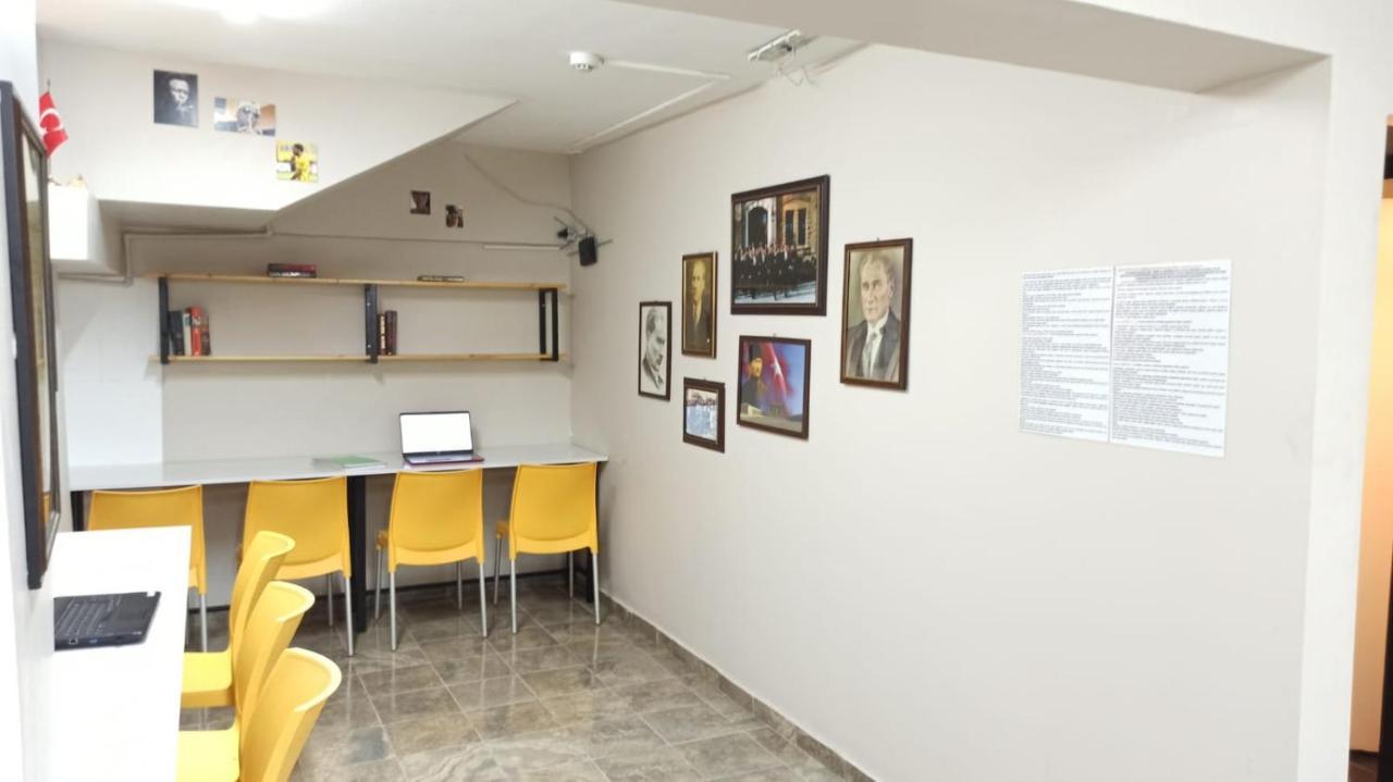 Ida Istanbul Hostel Екстериор снимка